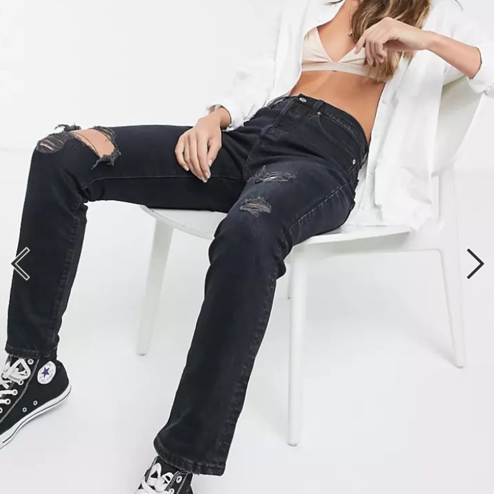 Levi's 501 Skinny Jeans Black Distressed Size 24